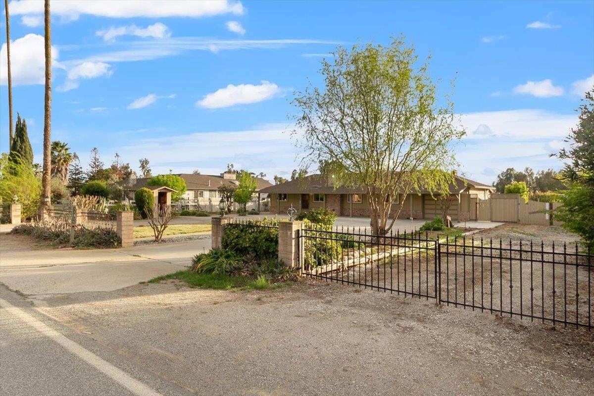 12355 Foothill Ave - Photo 1