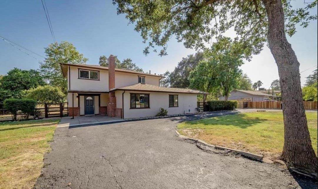 740 K St - Photo 1