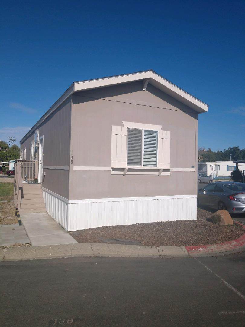 138 Louise Lane 138 - Photo 1