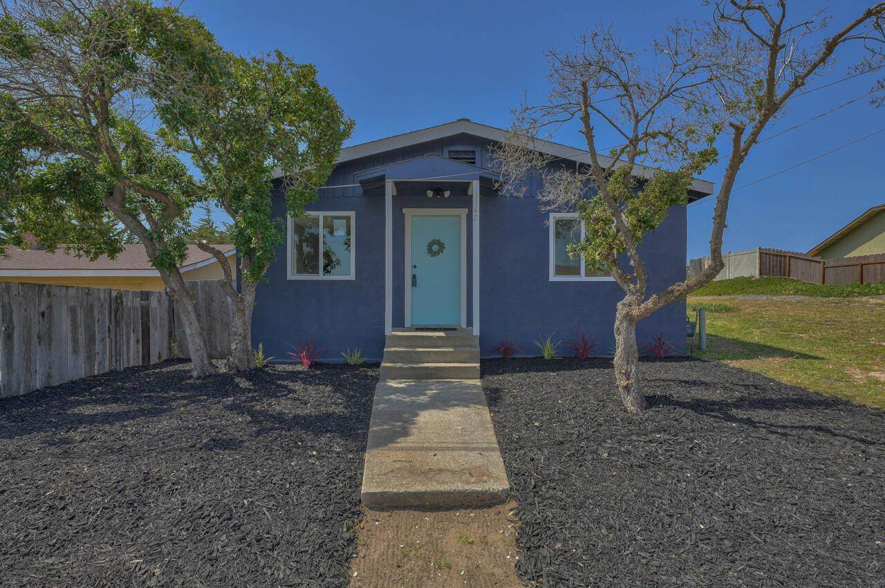 3347 Drew St - Photo 1
