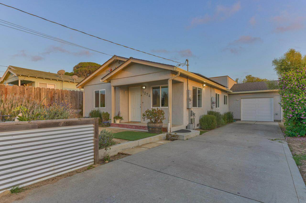 1274 Trinity Ave - Photo 1