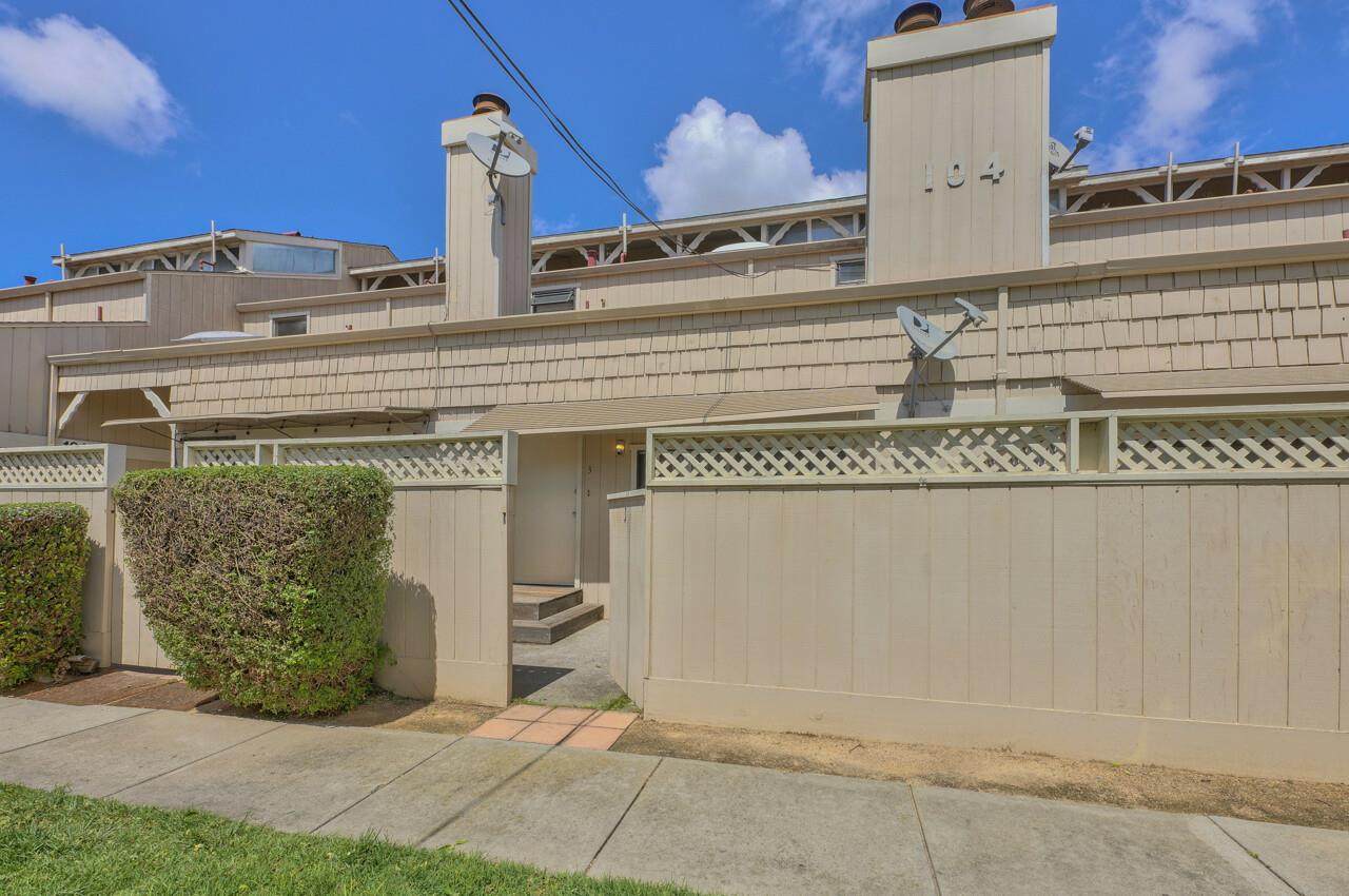 104 Rossi St 3 - Photo 1
