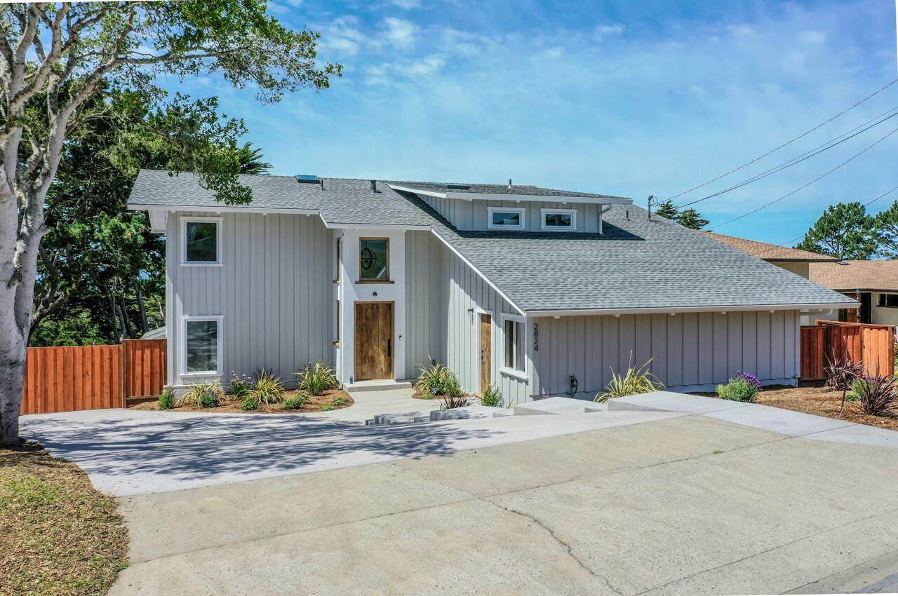 2824 Forest Hill Blvd - Photo 1