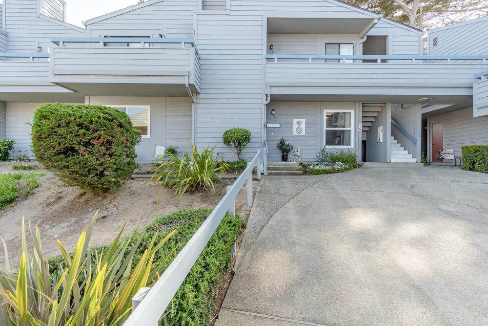 3095 Marina Dr 13 - Photo 1