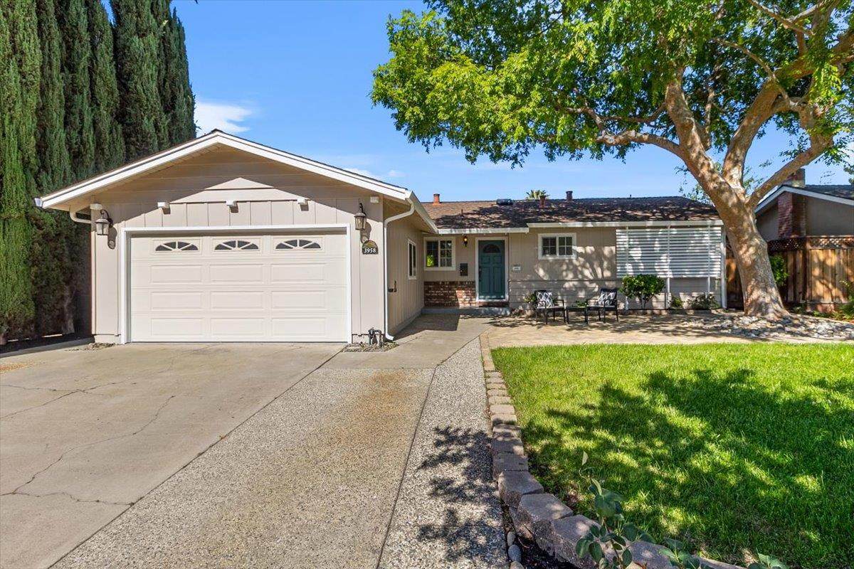 3958 La Mesa Ln - Photo 1