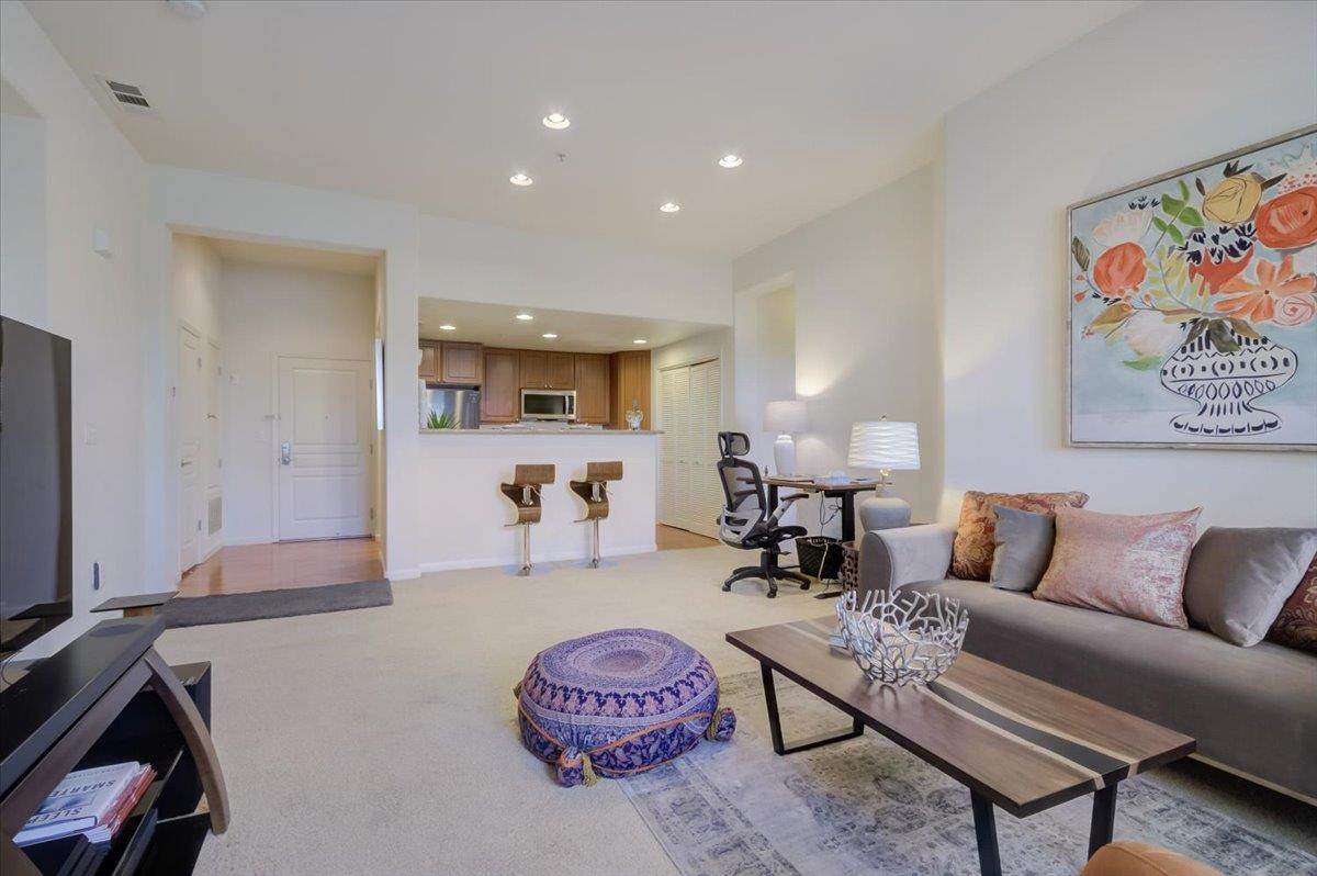 1883 Agnew Rd 112 - Photo 1