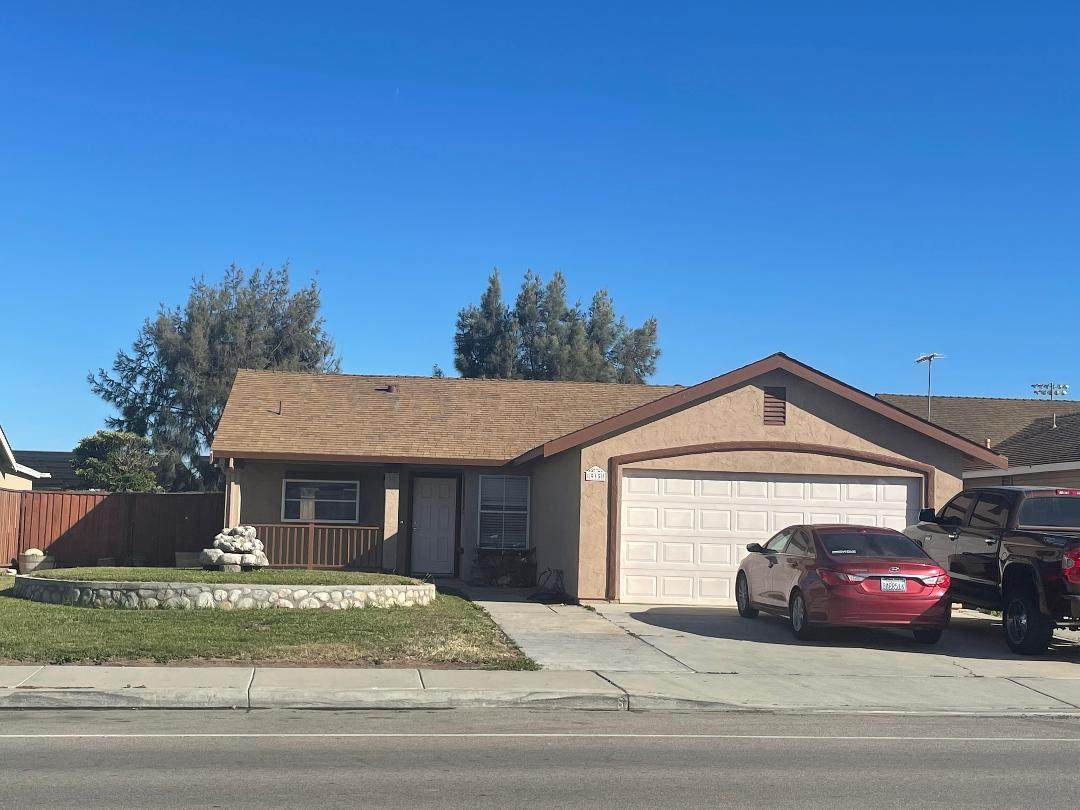 915 Tyler Avenue Ave - Photo 1