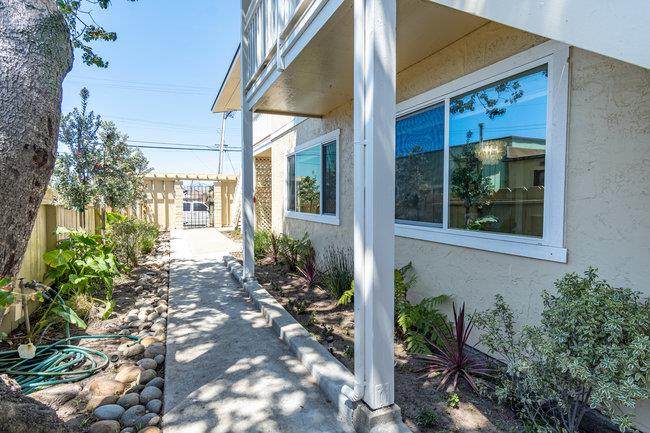 906 Trinity Ave - Photo 1