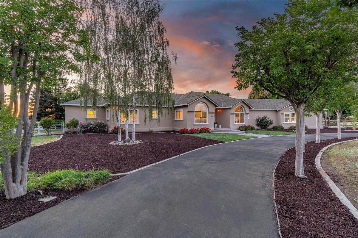 5610 Sundown Ln - Photo 1
