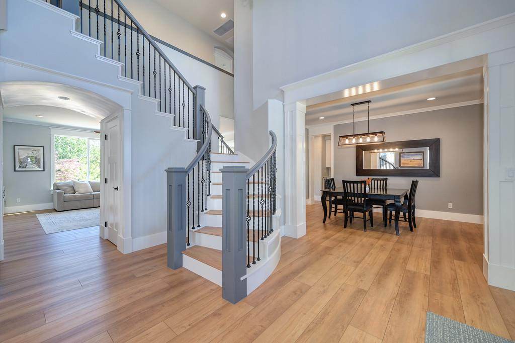 101 Copper Lantern Ct - Photo 1
