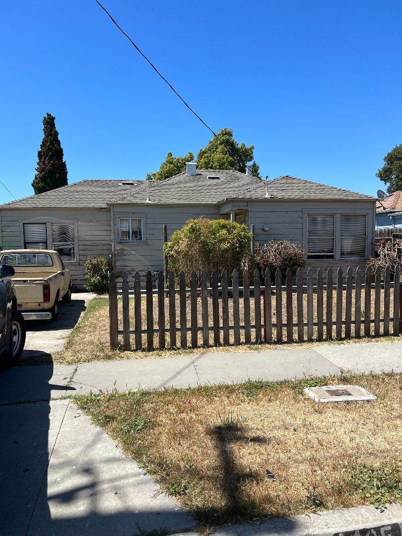 1435 First Ave - Photo 1