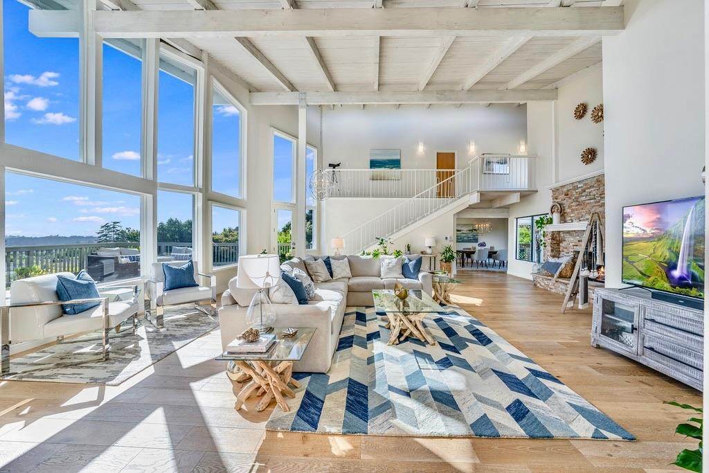 7424 Mesa Dr - Photo 1
