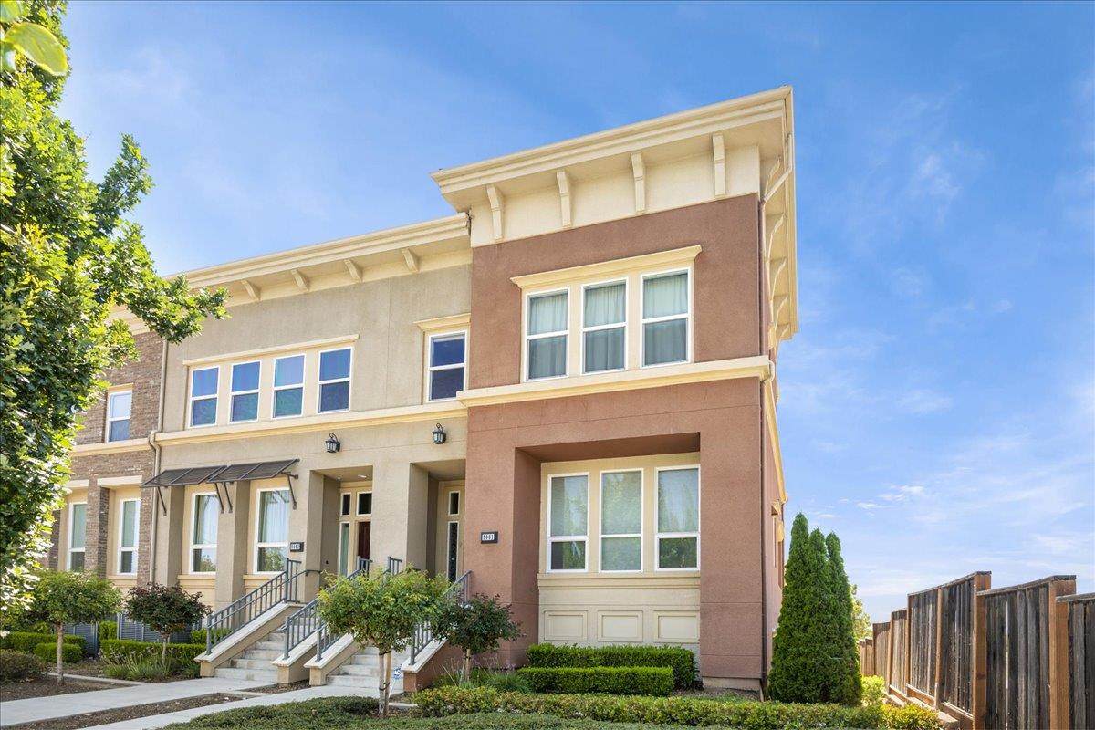 3001 Ruby Ave - Photo 1