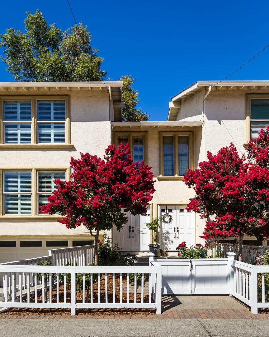 2055 Yale St - Photo 1