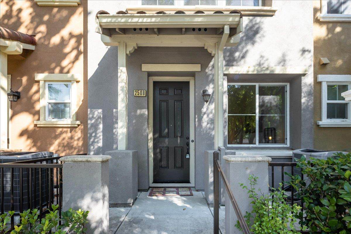 2508 Autumnvale Ave - Photo 1