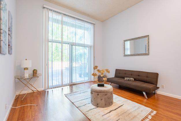 460 Civic Dr 301 - Photo 1
