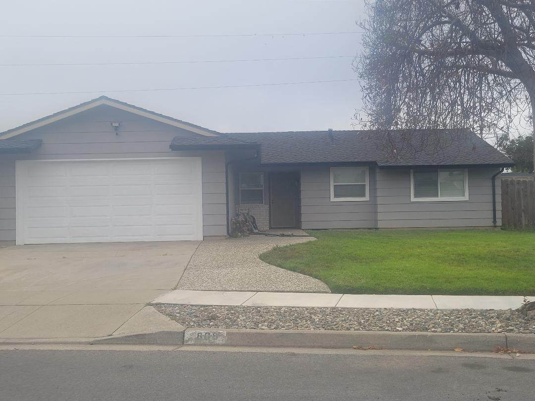 808 Van Ness Ct - Photo 1
