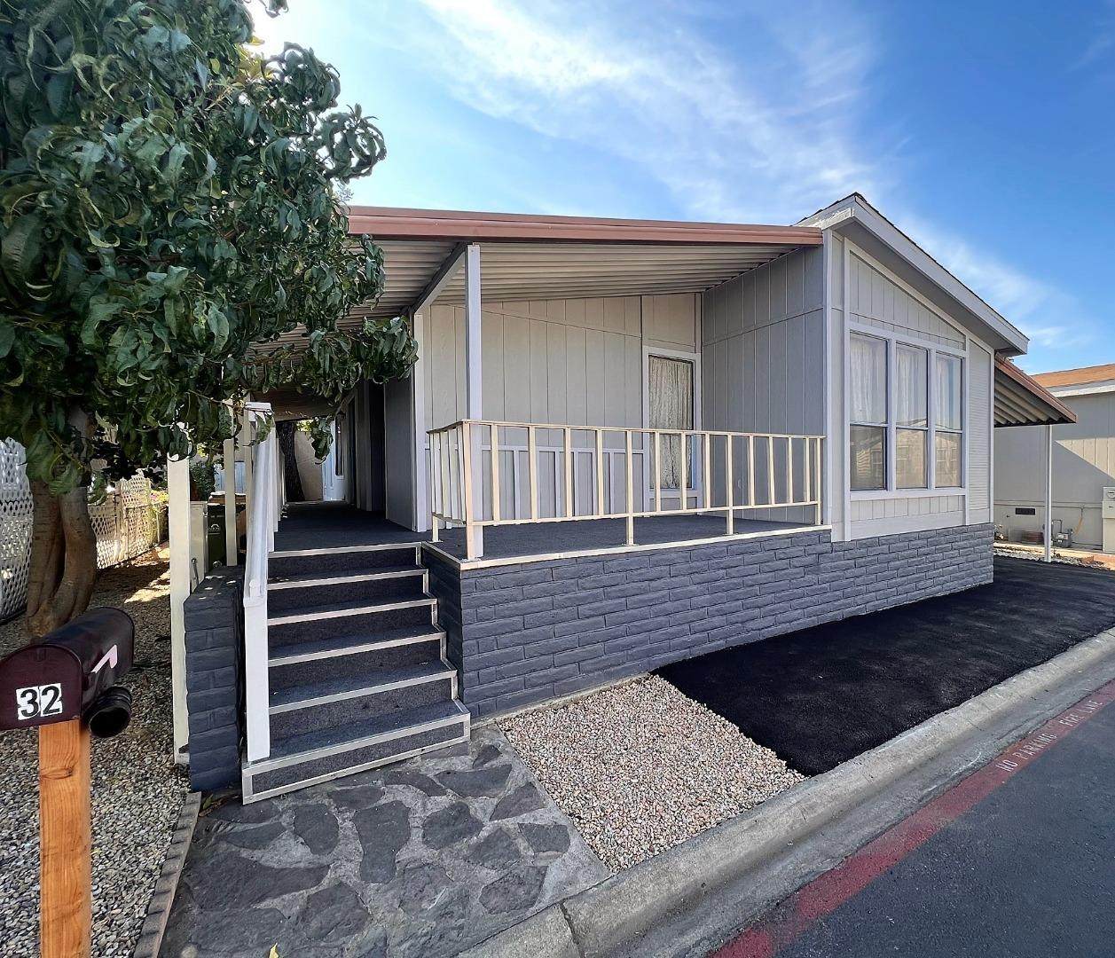 1520 Capitol Expy 32 - Photo 1