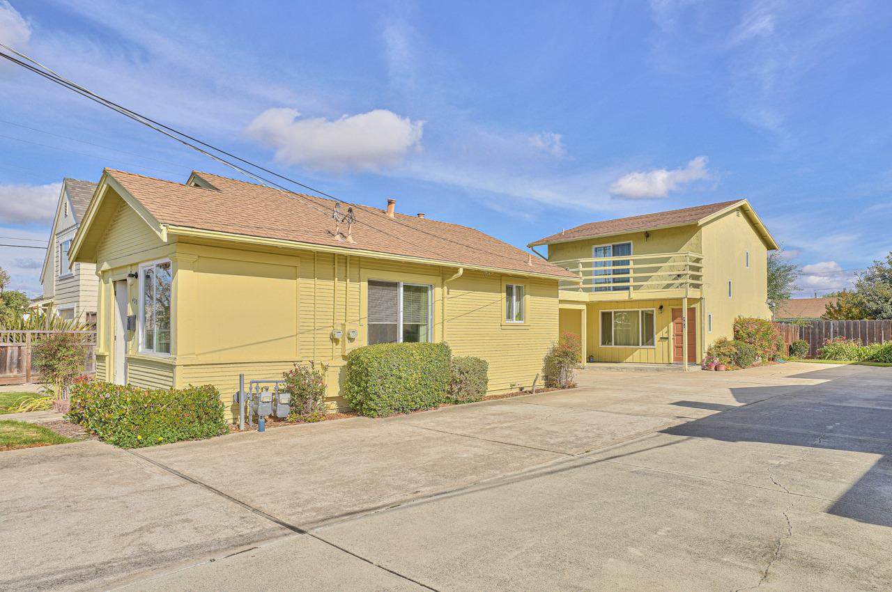 409 Riker St - Photo 1