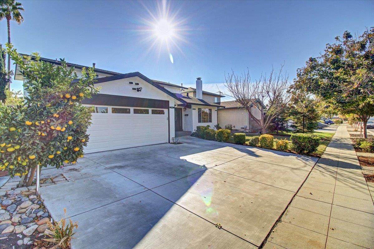 344 Colville Dr - Photo 1