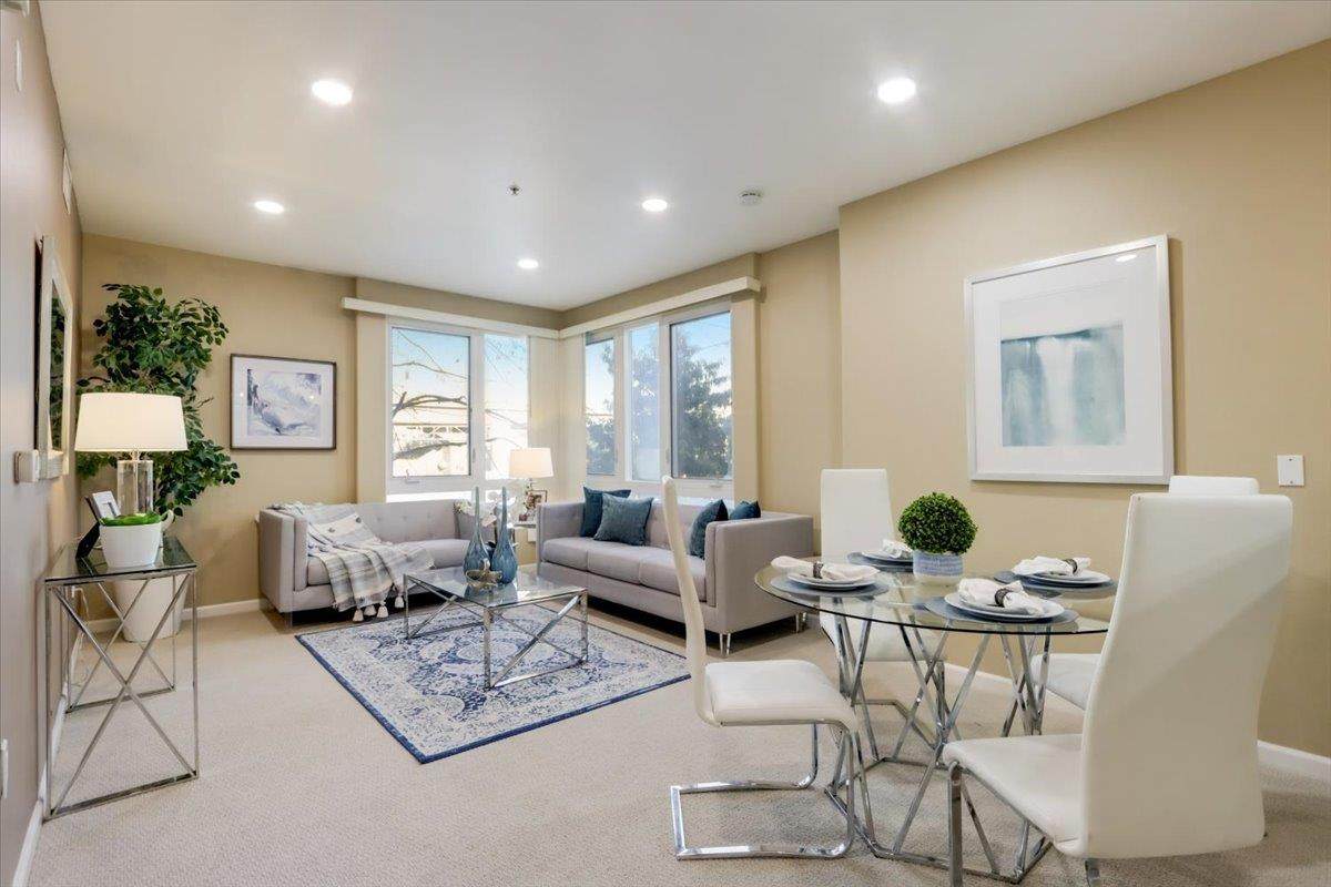 1101 Main St 207 - Photo 1