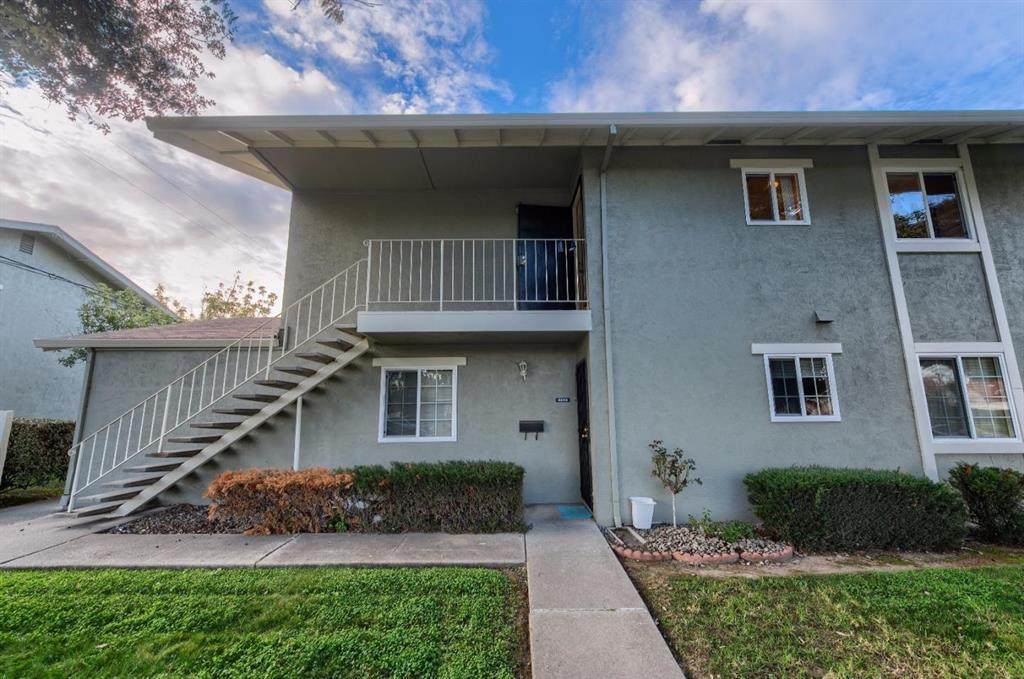 4547 Glenn St - Photo 1