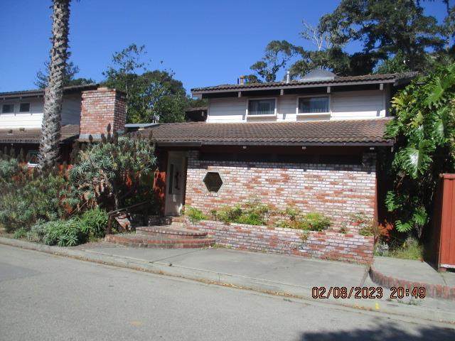 221 Moosehead Dr - Photo 1