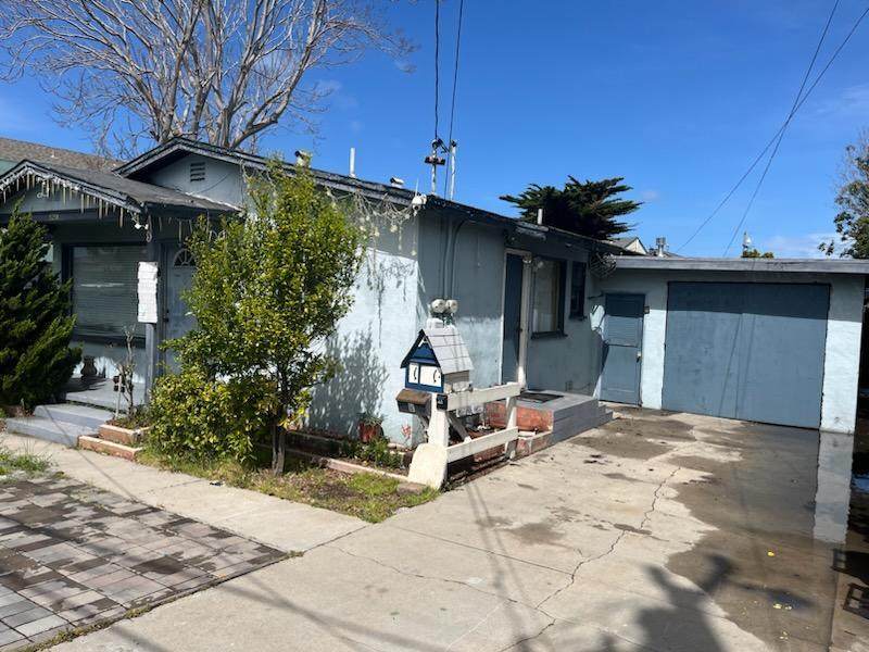925 Hilby Ave - Photo 1