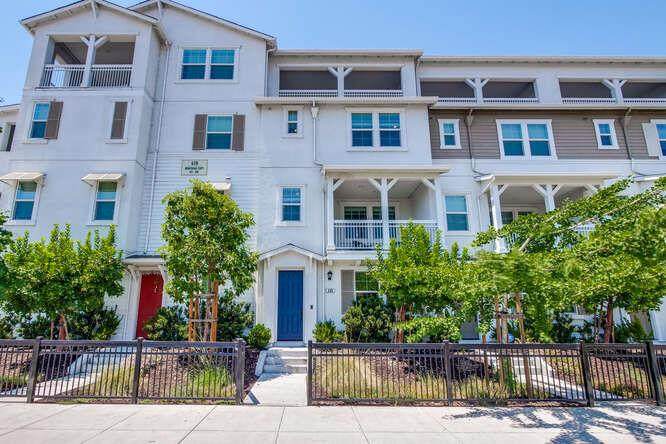 425 Montague Expy - Photo 1