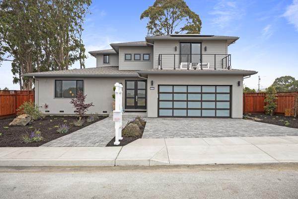 575 Seymour St - Photo 1