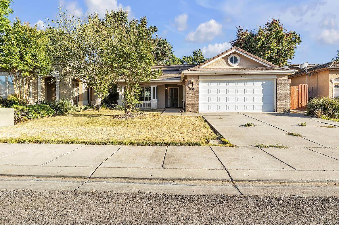 1916 Fall Brook Ct - Photo 1