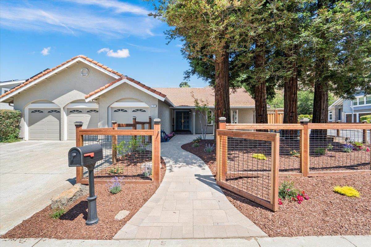 1021 Mazzone Dr - Photo 1