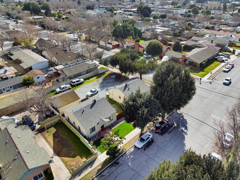 427 & 431 Ellis St - Photo 1