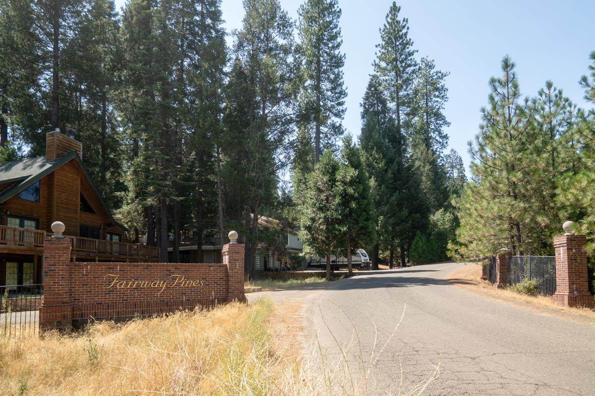 26131 Golf Links Dr - Photo 1