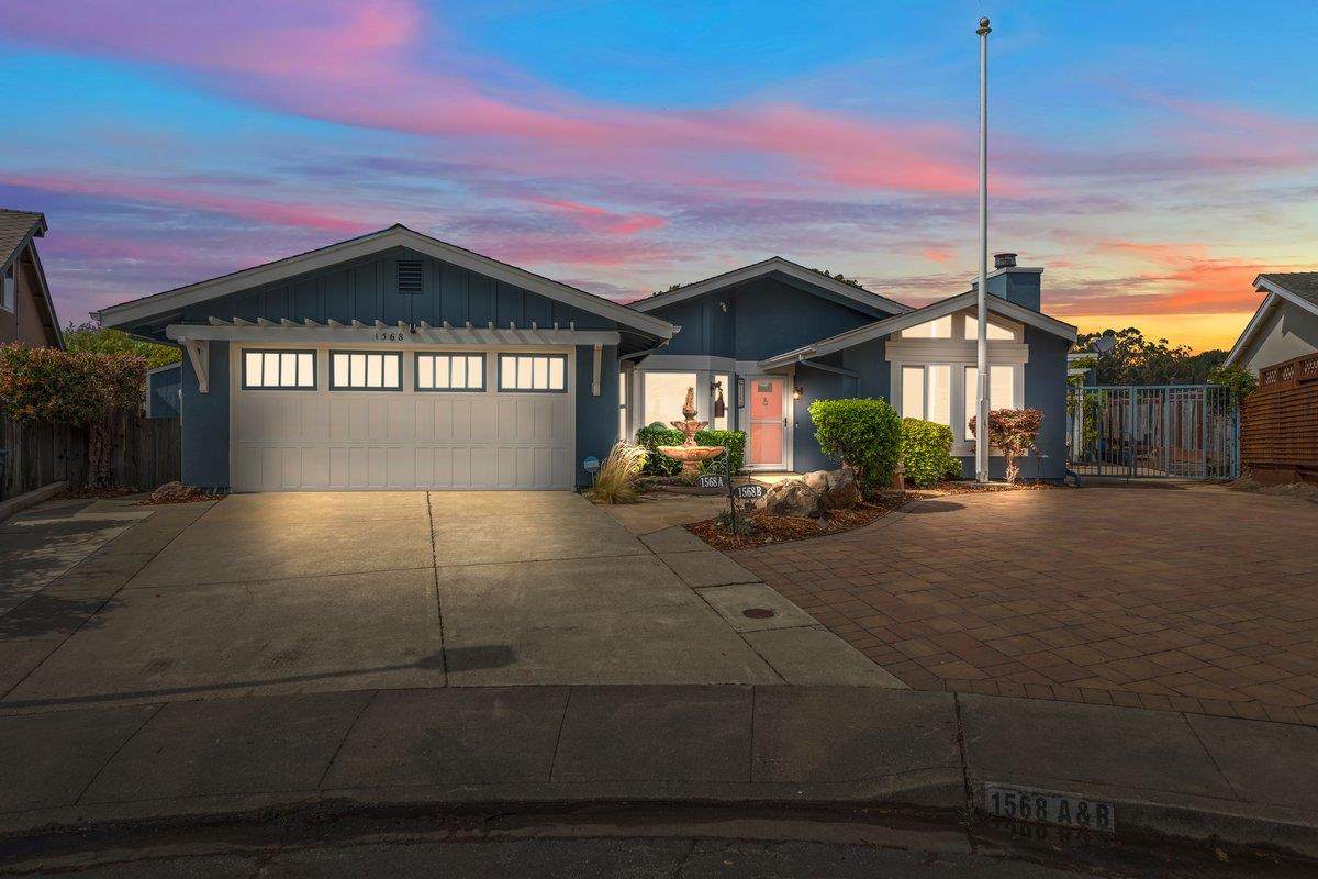 1568 Mizzen Ln - Photo 1
