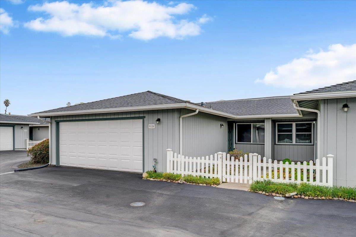 9120 Balboa Ave 12 - Photo 1