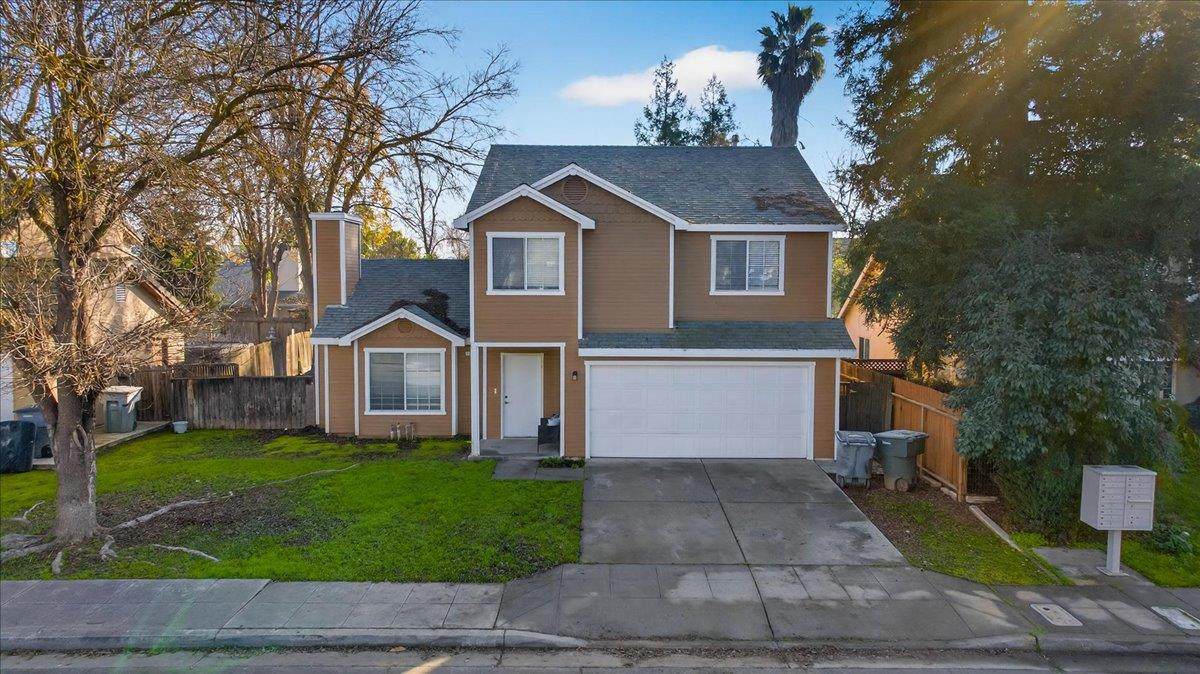 4639 Saginaw Way - Photo 1