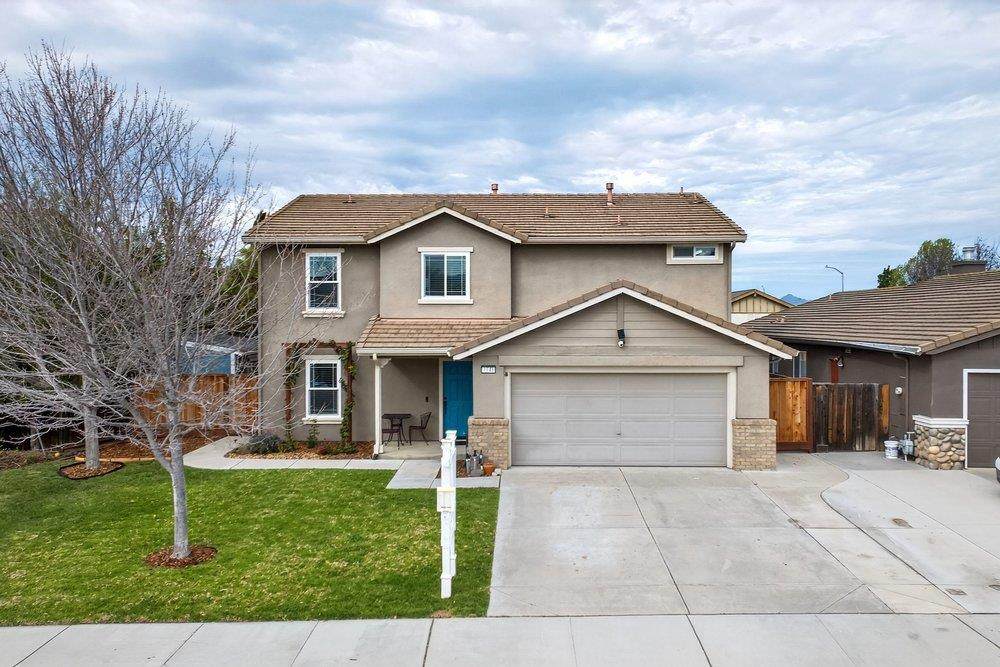 1741 Mimosa St - Photo 1