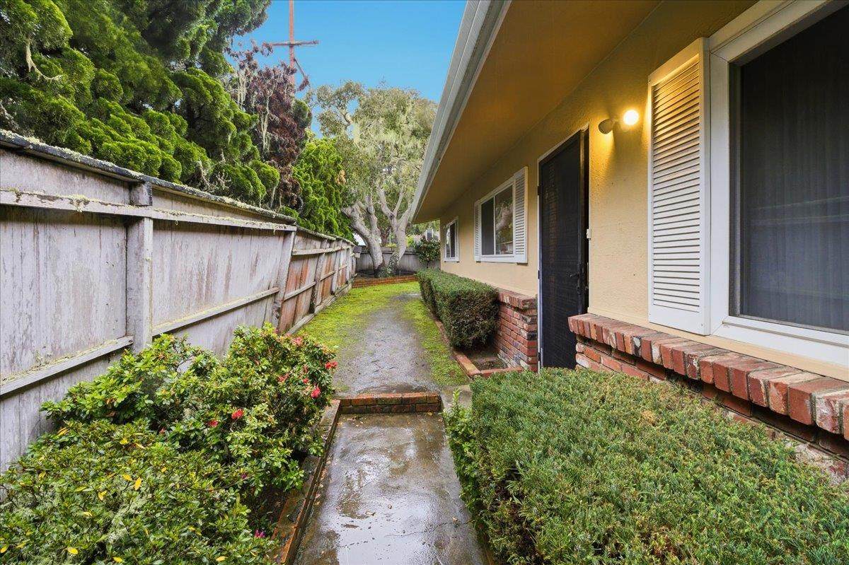 1298 Prescott Ave - Photo 1