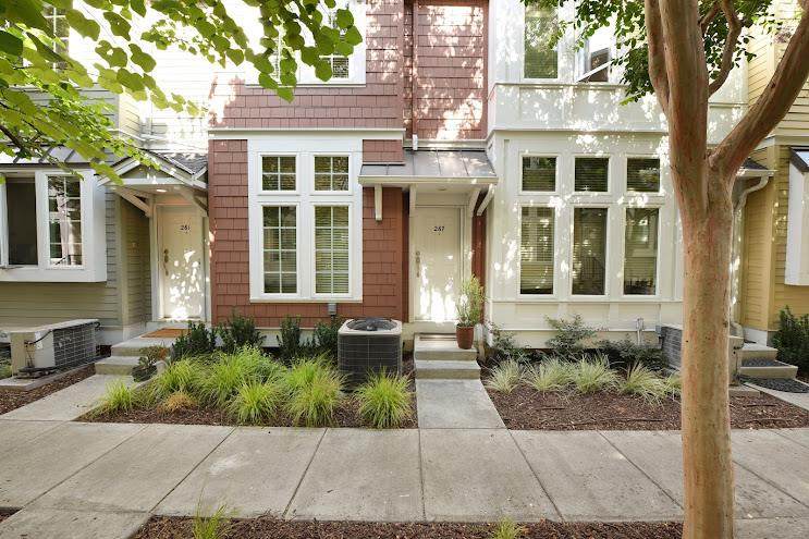 267 Cahill Park Dr - Photo 1