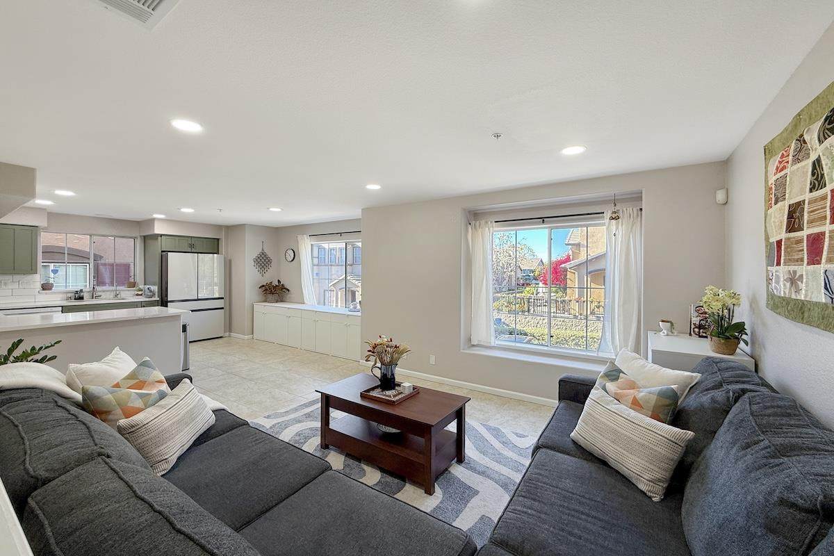 3224 Vinifera Dr - Photo 1