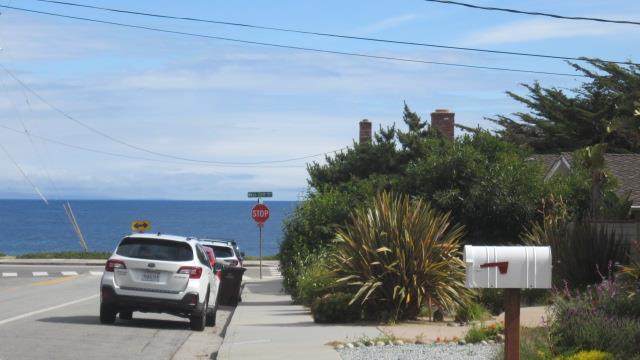 127 Swift St - Photo 1