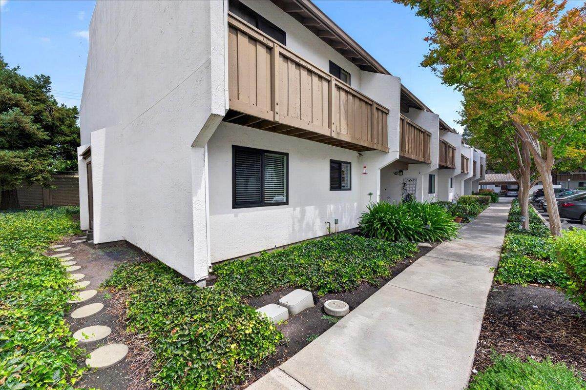 2201 Monroe St 601 - Photo 1