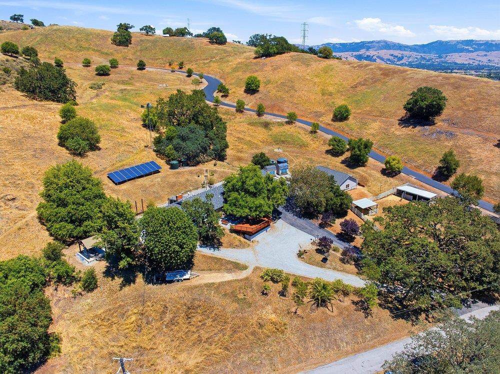 1755 Paradise View - Photo 1