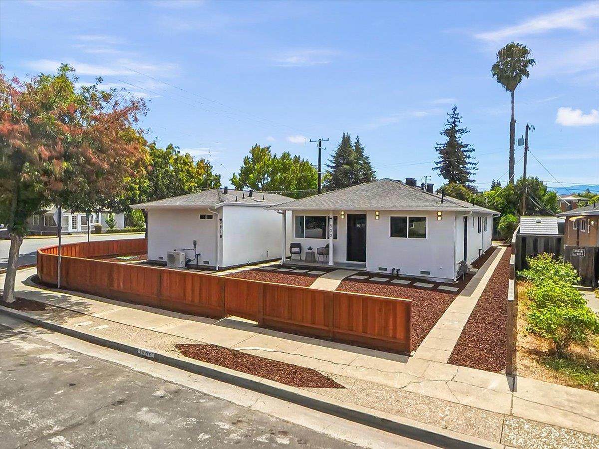 381 Leigh Ave - Photo 1