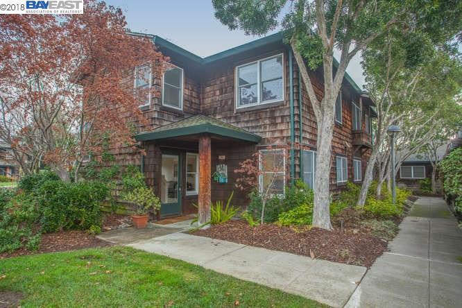 266 Centre Ct - Photo 1
