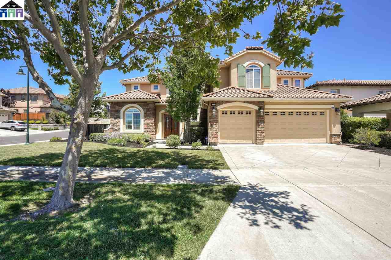 5749 Signal Hill - Photo 1