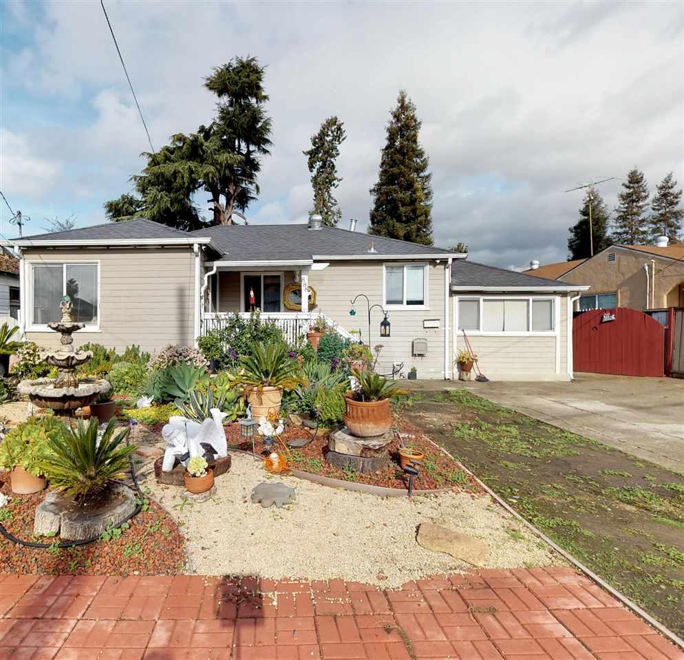 888 Paradise Blvd - Photo 1