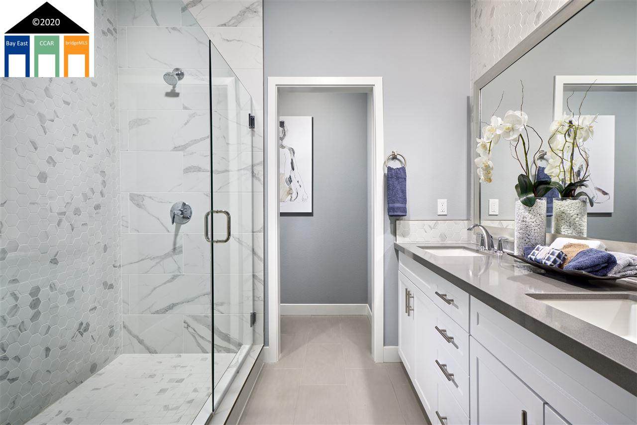 30716 Sugarmill Lane 32 - Photo 1
