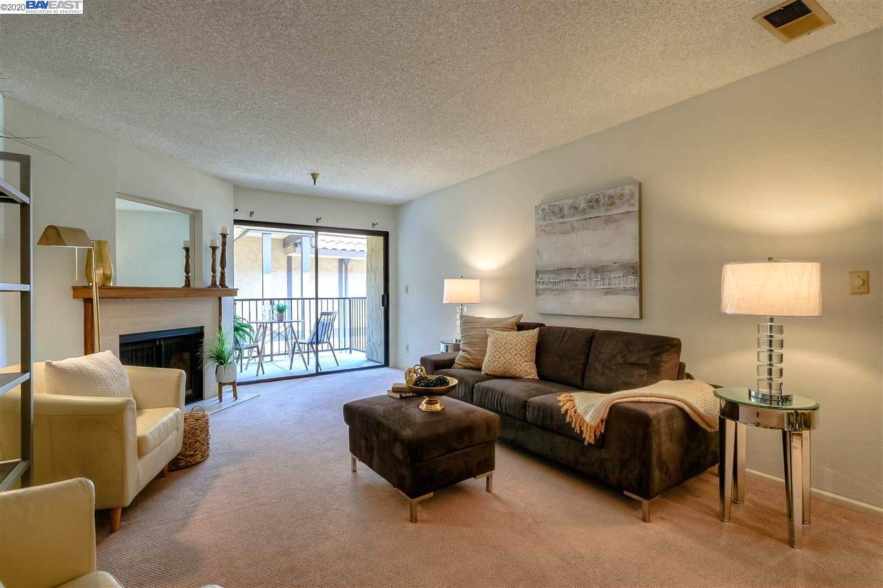 1132 Carpentier St 411 - Photo 1